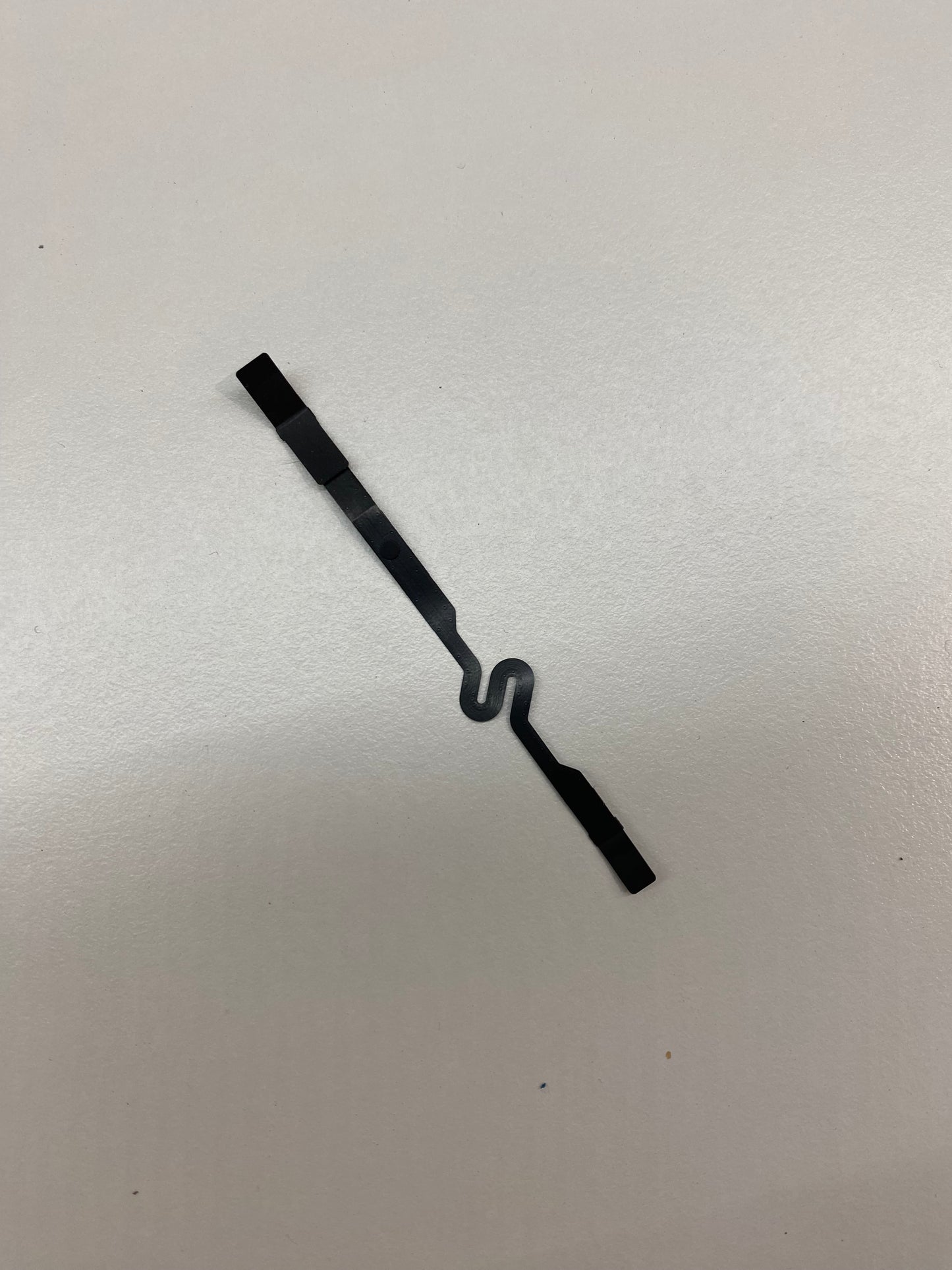 MacBook Pro 16" 2019 A2141 BMS battery flex 821-02275-01 - Genuine Pull Part