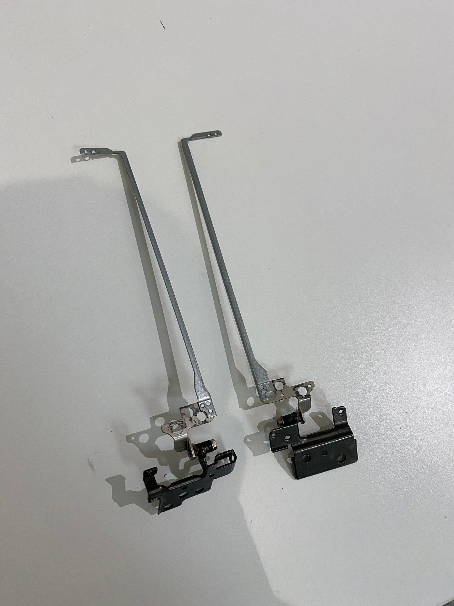 Acer aspire ES1-531 N15W4 LCD Display Hinge Bracket Left Right - Genuine Pull Part