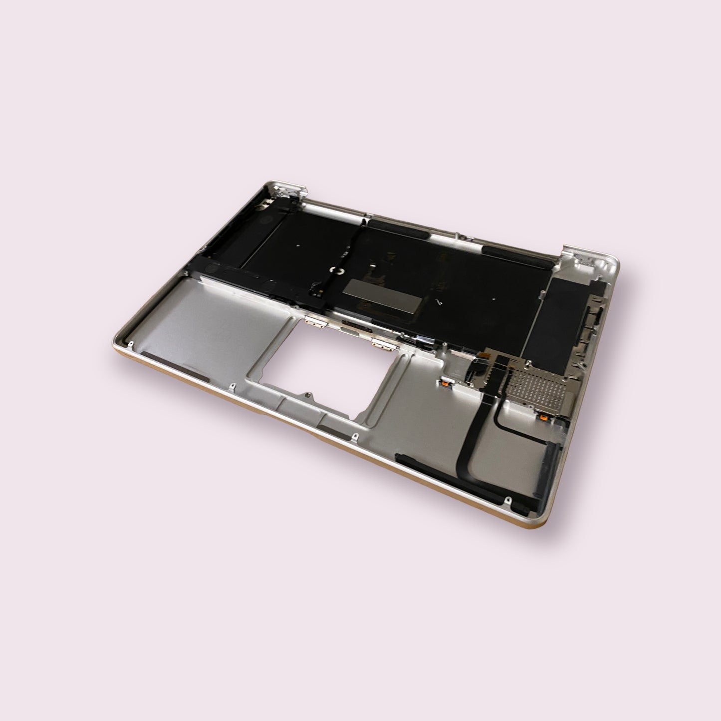 Macbook Pro 17" 2009 A1297 Palmrest Keyboard Assembly Palm rest - Silver - Genuine Pull Part