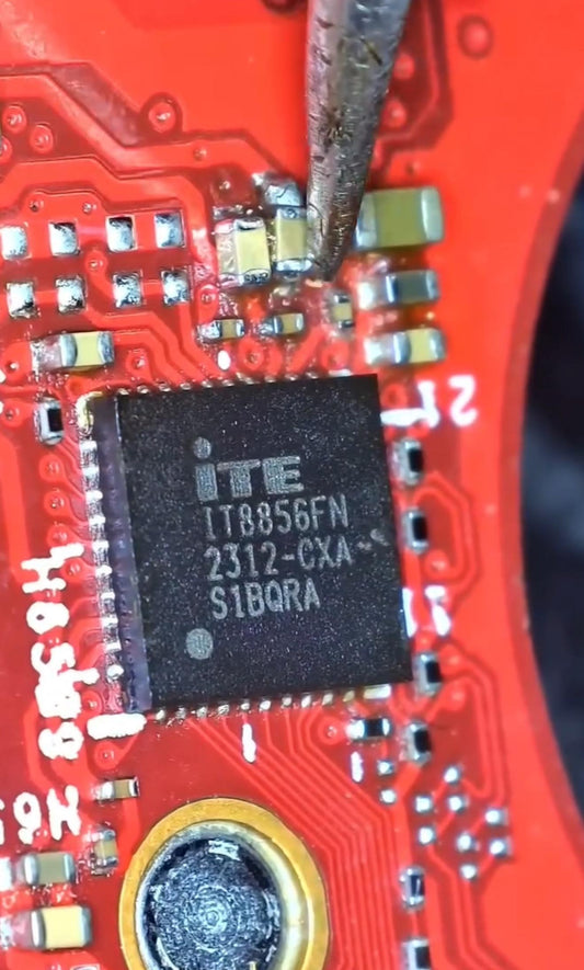 ITE IT8856FN Super I/0 Power Managment IC - ASUS ROG Ally